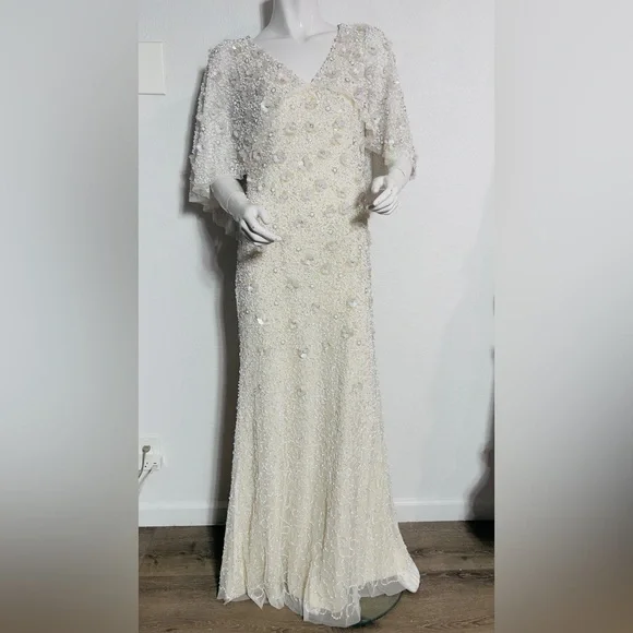 Adrianna Papell | Dresses | Adrianna Papell Ivory Beaded Wedding Dress |  Poshmark